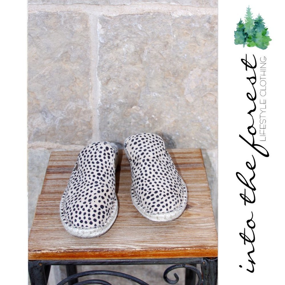 Dv by Dolce Vita Elain Leopard Print Slides Mules Espadrille Flats Shoes Sz 9.5